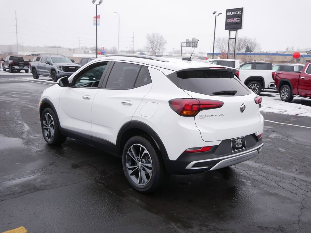 Used 2023 Buick Encore GX Select image 5