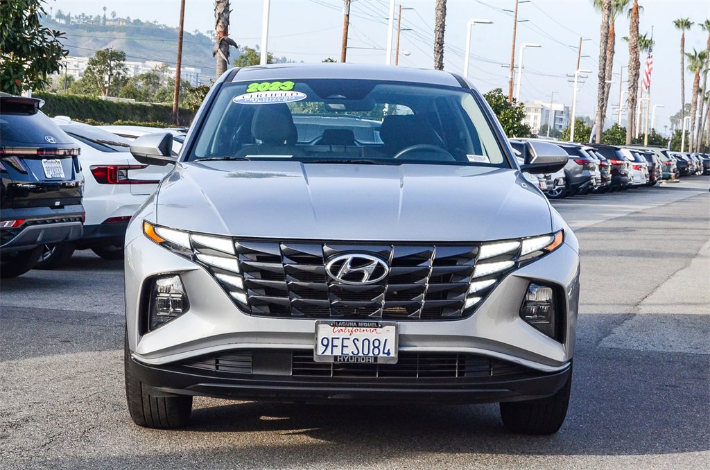 Certified 2023 Hyundai Tucson SE image 2
