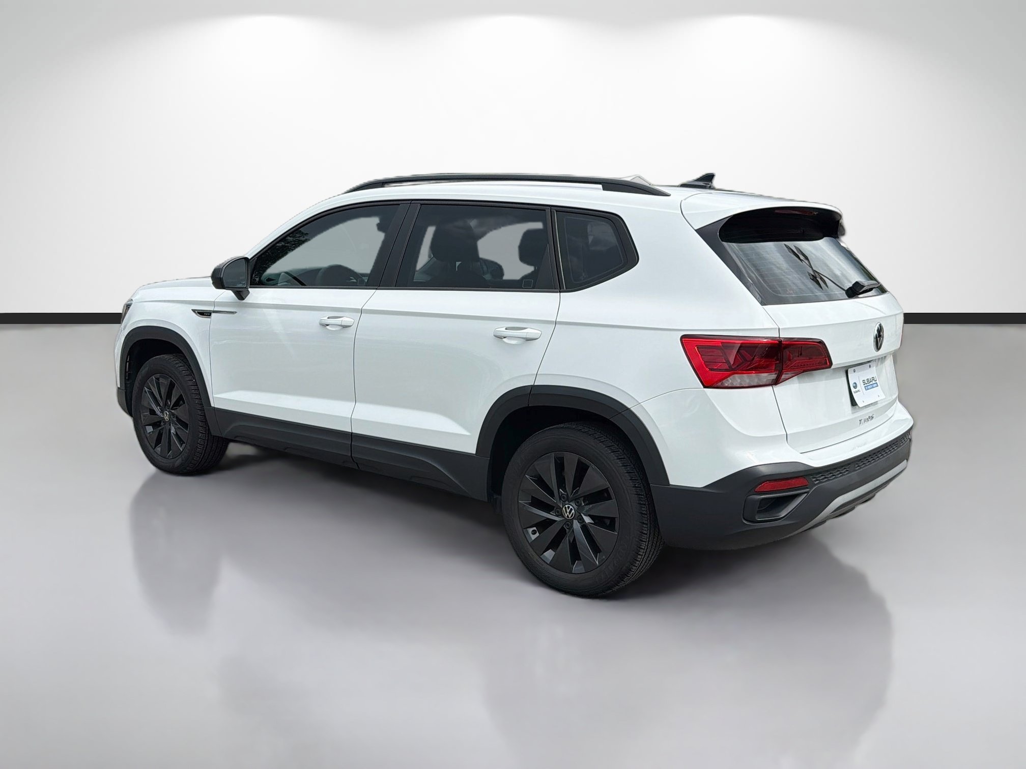 Used 2023 Volkswagen Taos S FWD image 5