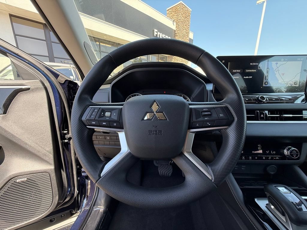 New 2026 Mitsubishi Outlander ES FWD image 19