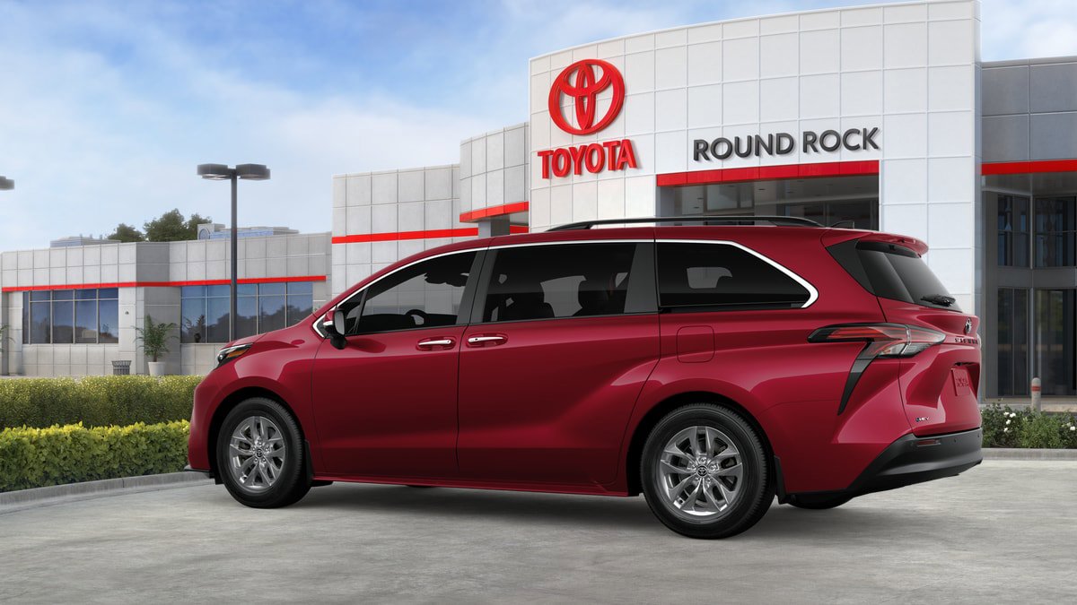 New 2026 Toyota Sienna XLE image 5