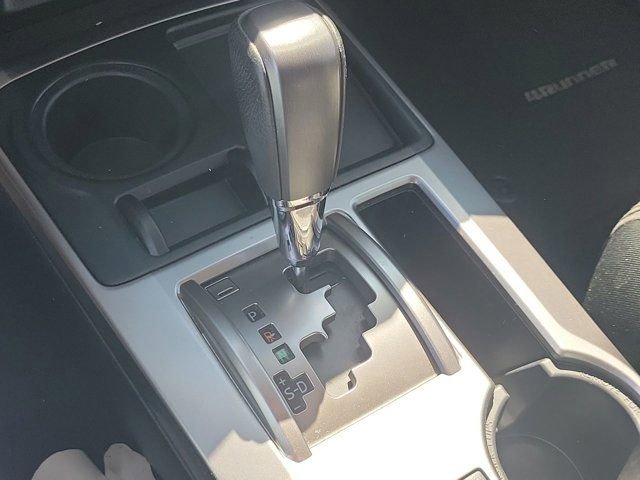 Used 2023 Toyota 4Runner SR5 image 25