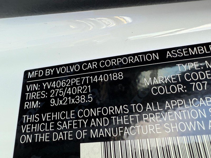 New 2026 Volvo XC90 B6 Plus w/ Protection Package Premier AWD/4WD image 19