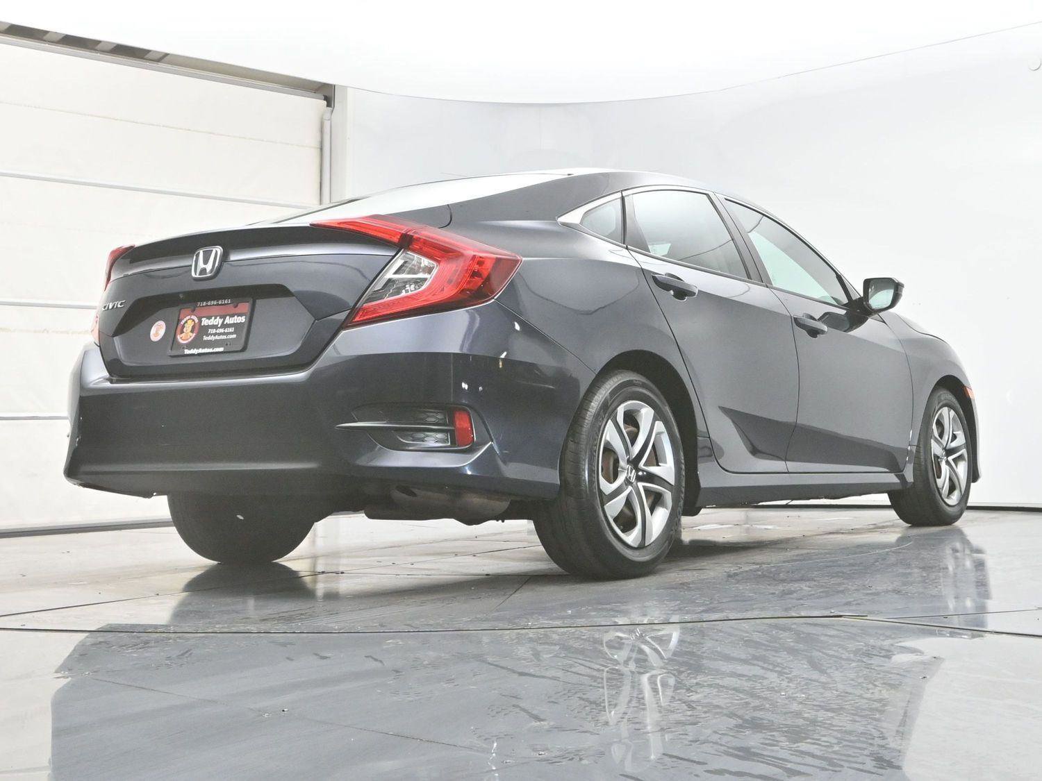 Used 2018 Honda Civic LX image 29