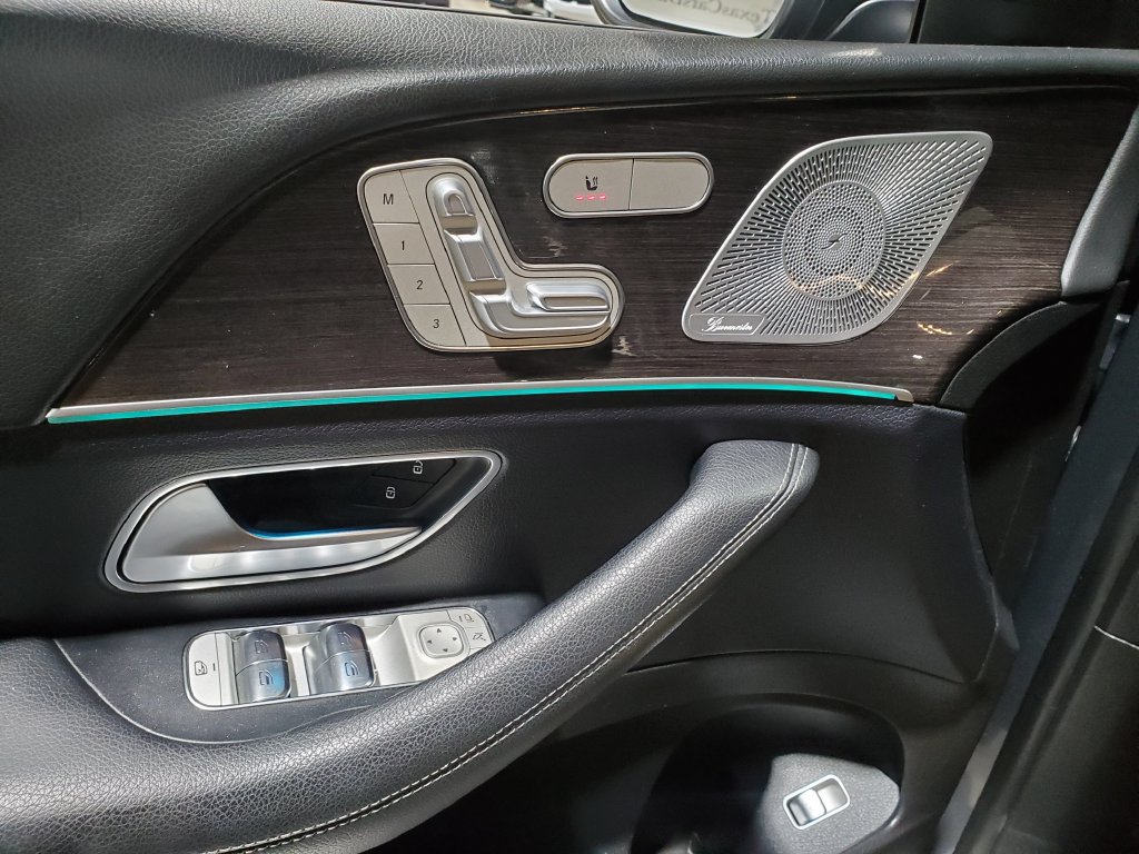 Used 2020 Mercedes-Benz GLE 350 4MATIC image 40