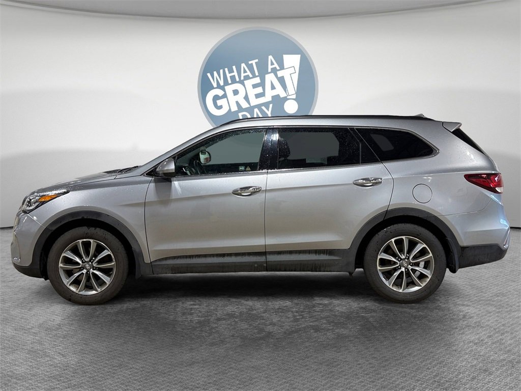 Used 2017 Hyundai Santa Fe SE image 7