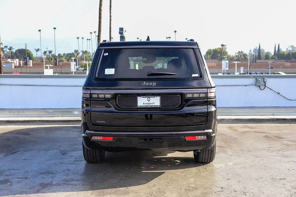 New 2026 Jeep Grand Wagoneer Limited w/ Convenience Group I AWD/4WD image 8