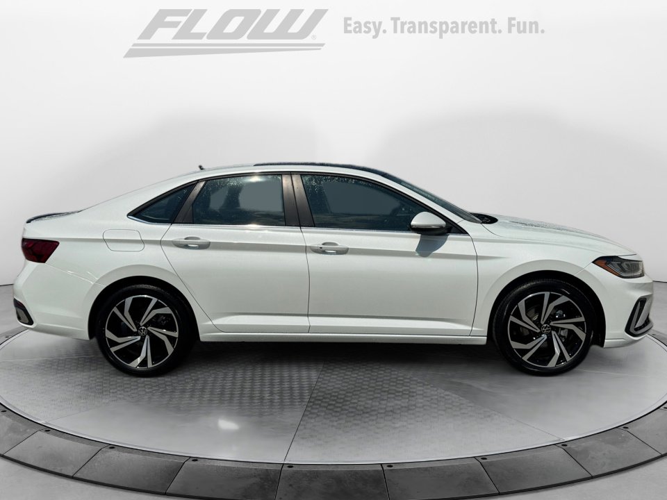 New 2026 Volkswagen Jetta SEL image 8