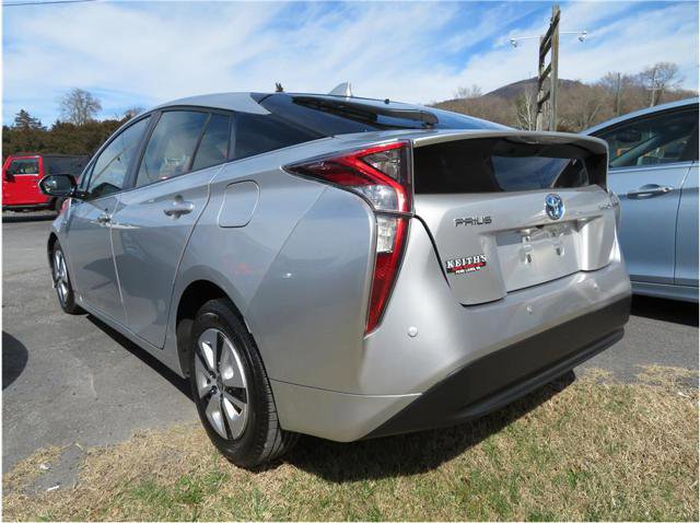 Used 2017 Toyota Prius Three Touring image 17