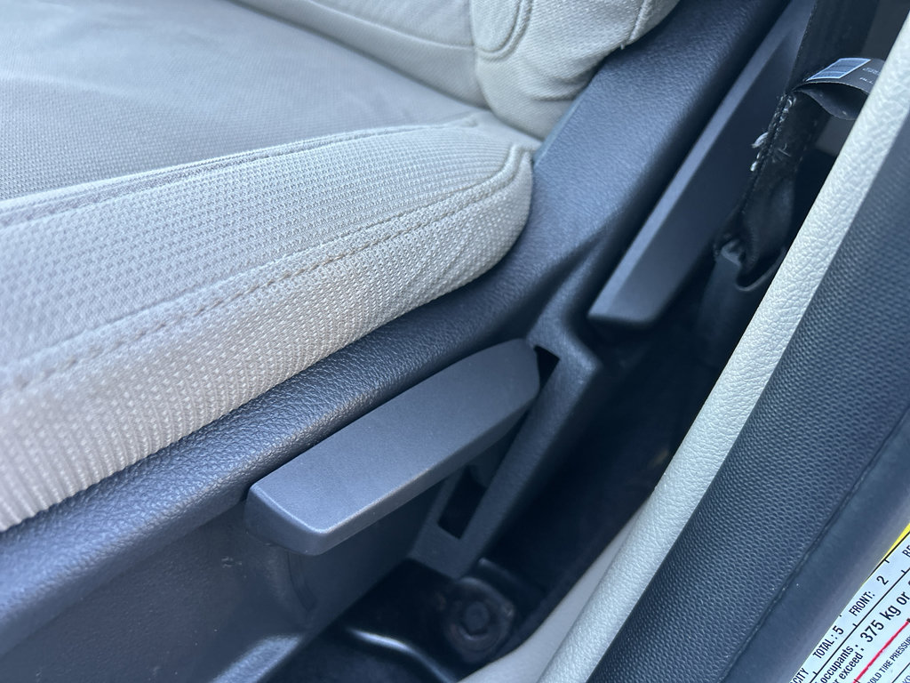 Used 2015 Ford Focus Electric Hatchback image 7