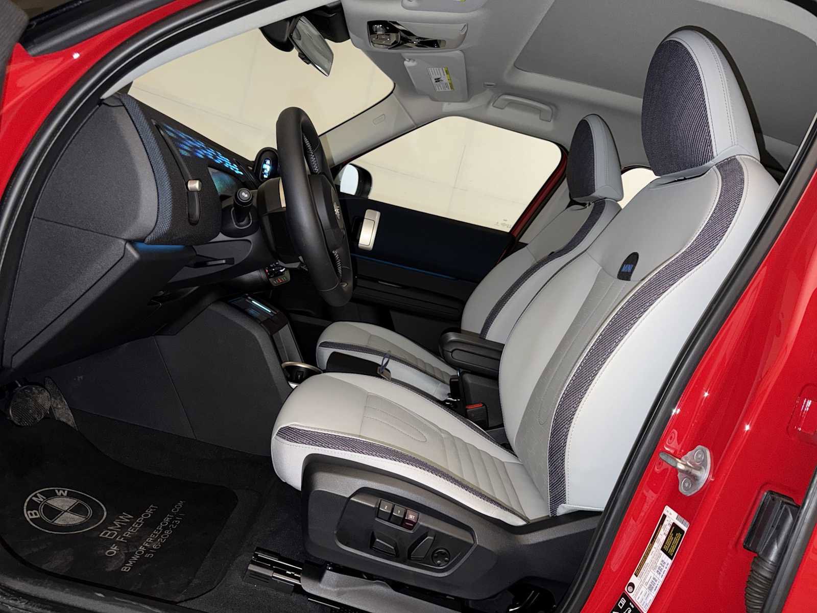 Certified 2025 MINI Cooper Countryman S image 9