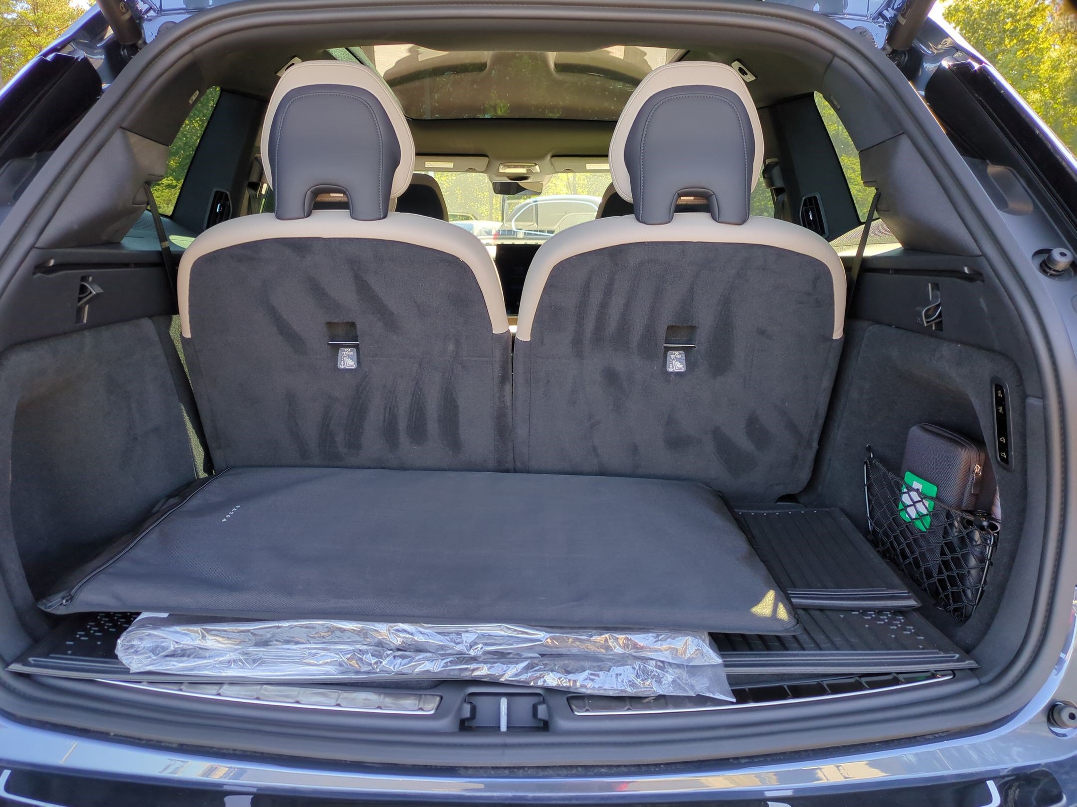 Used 2025 Volvo EX90 Ultra AWD/4WD image 32