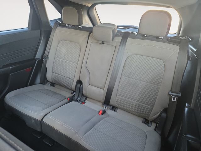 Used 2021 Ford Escape SE w/ SE Sport Appearance Package FWD image 13