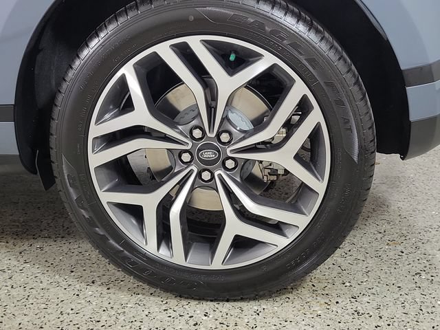 Used 2023 Land Rover Range Rover Evoque S AWD/4WD image 9