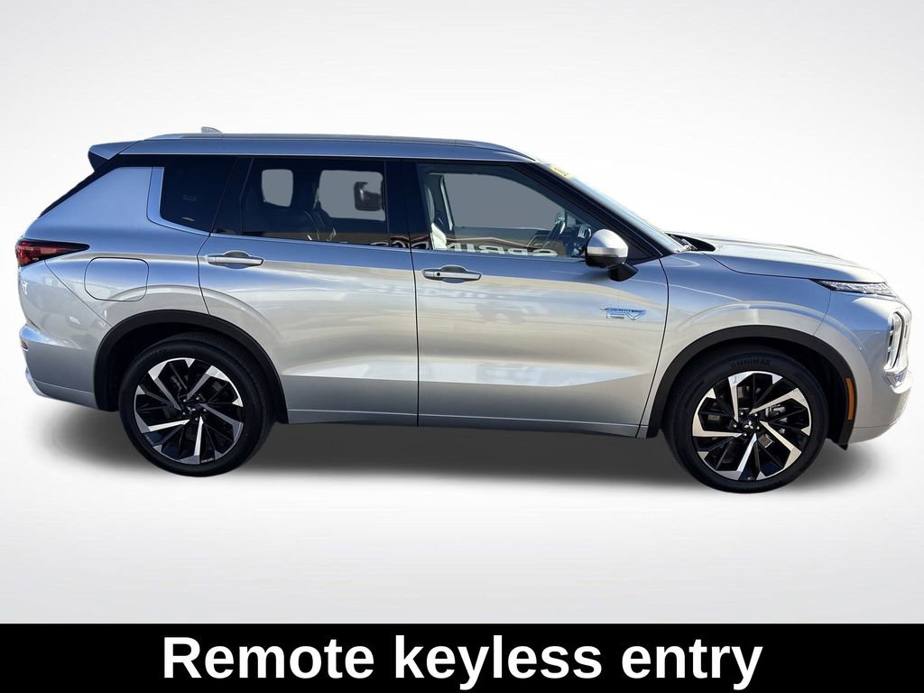 Used 2023 Mitsubishi Outlander SEL 40th Anniversary image 7