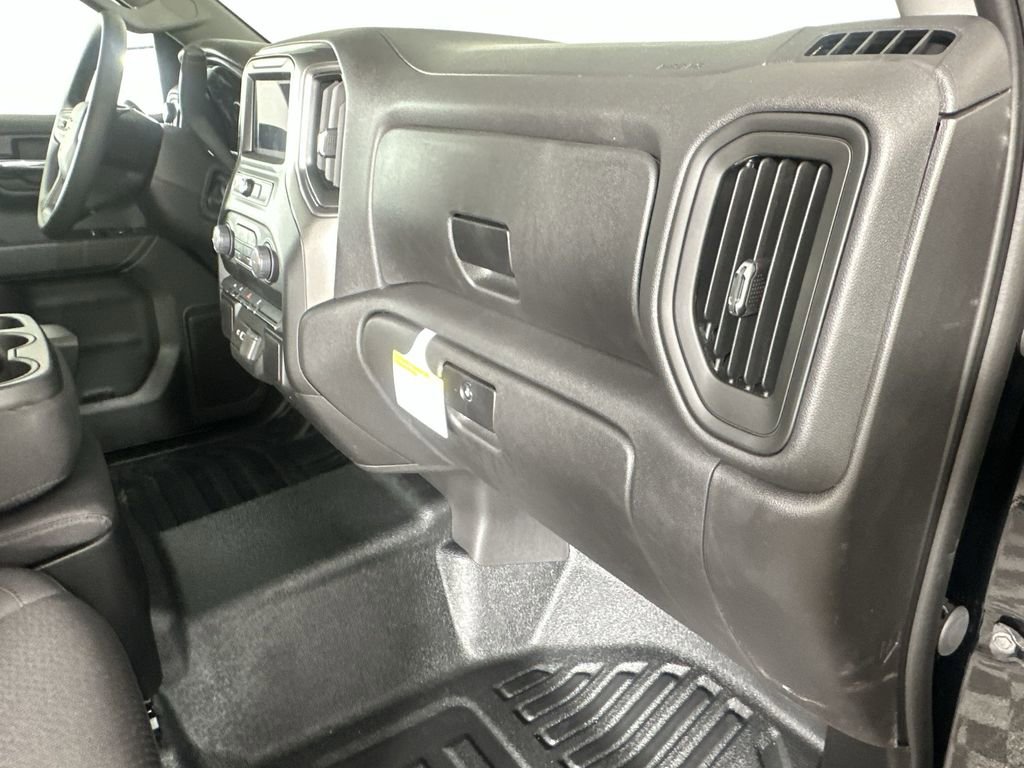 New 2026 Chevrolet Silverado 1500 W/T w/ WT Value Package AWD/4WD image 24