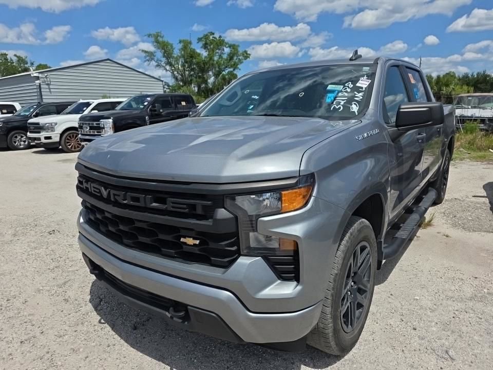 Used 2023 Chevrolet Silverado 1500 Custom AWD/4WD image 2