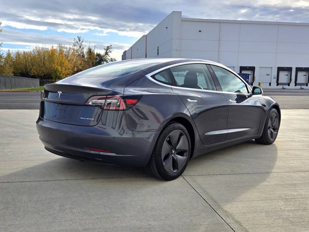 Used 2018 Tesla Model 3 Long Range image 5