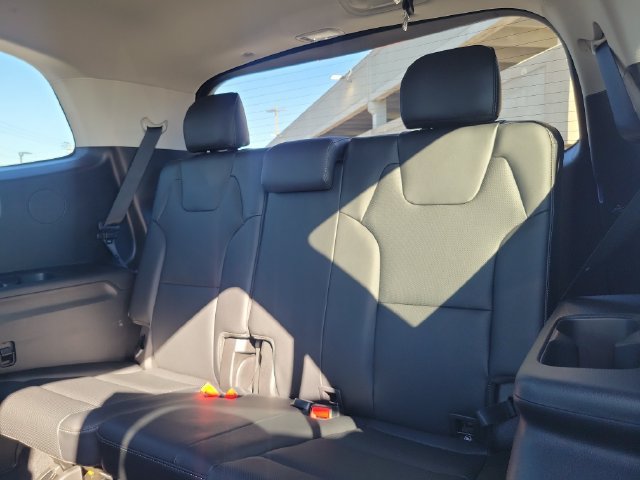 Used 2022 Kia Telluride S FWD image 30