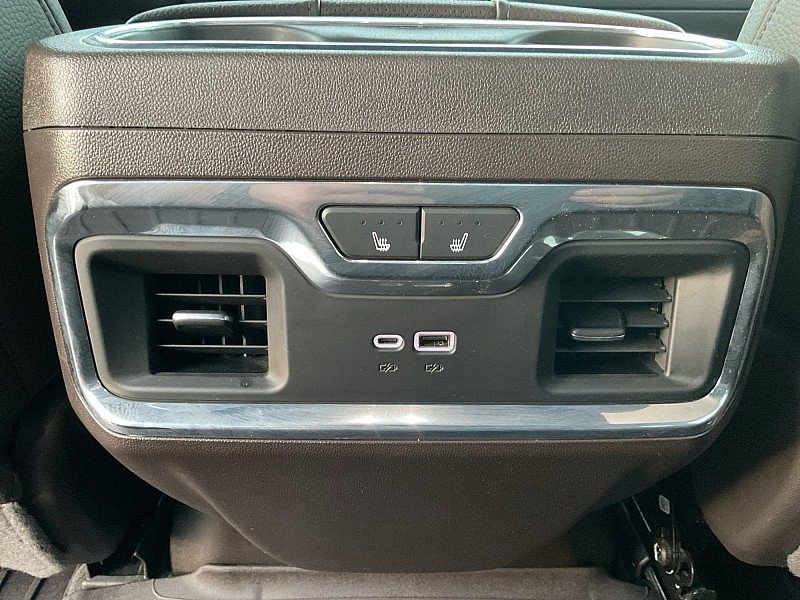 Used 2024 GMC Sierra 1500 Denali w/ Denali Reserve Package image 21