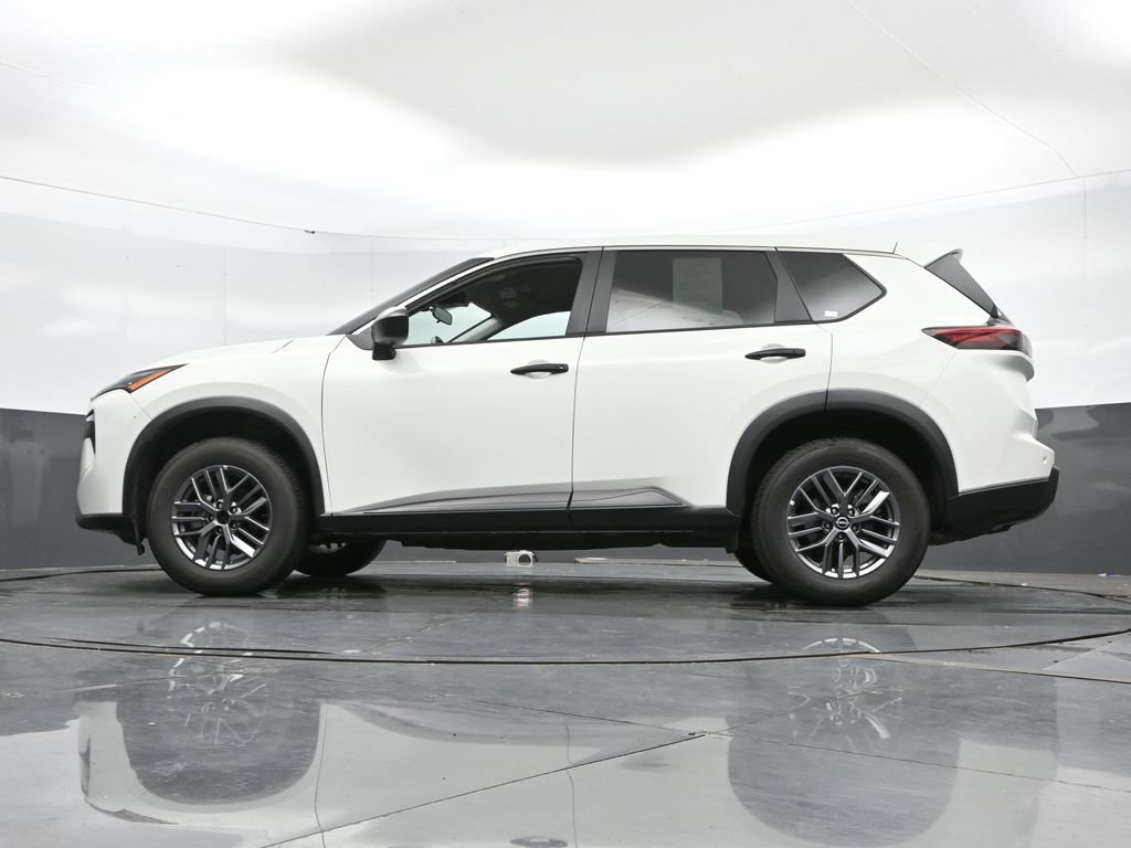 Used 2024 Nissan Rogue S AWD/4WD image 48