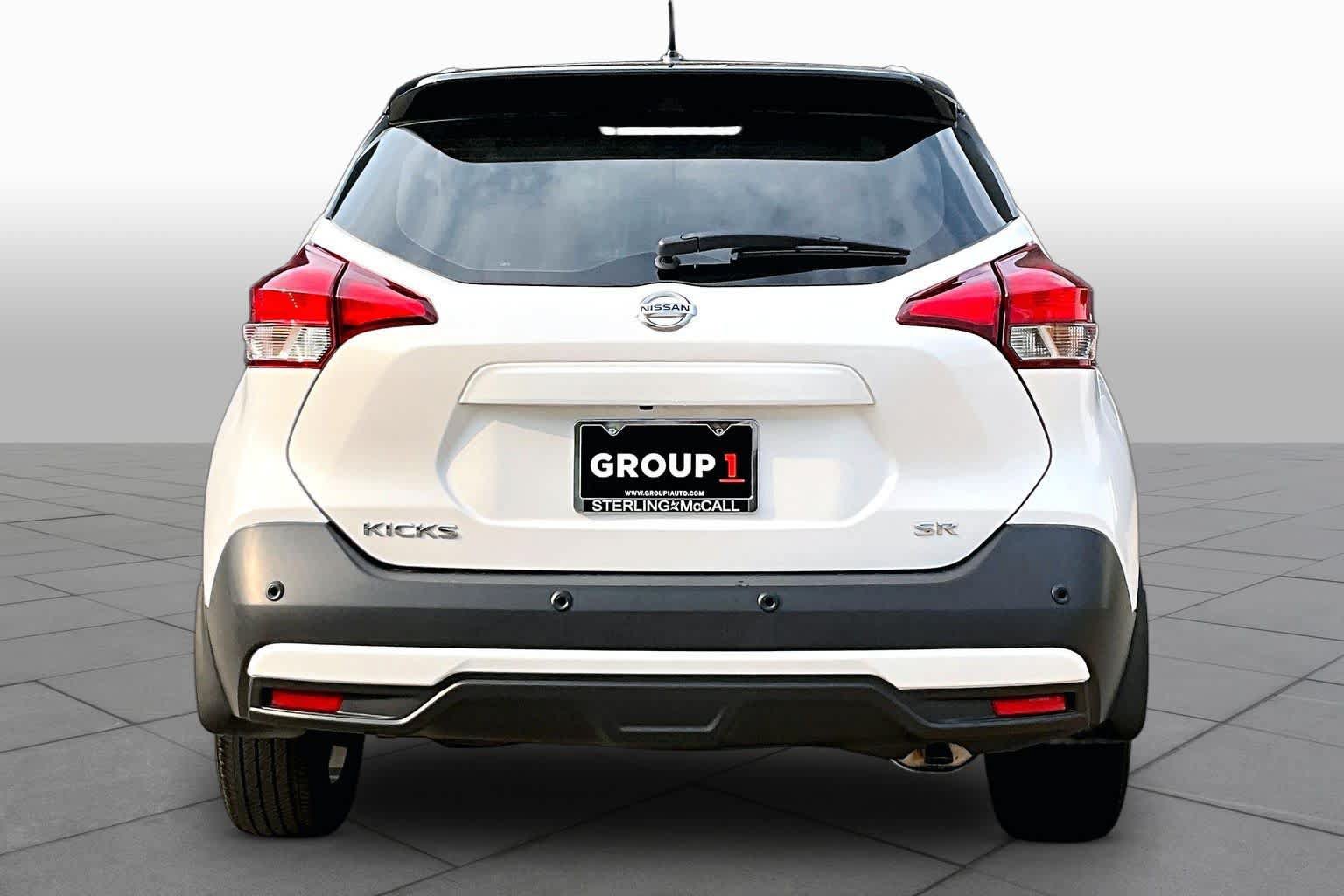 Certified 2020 Nissan Kicks SR FWD image 5