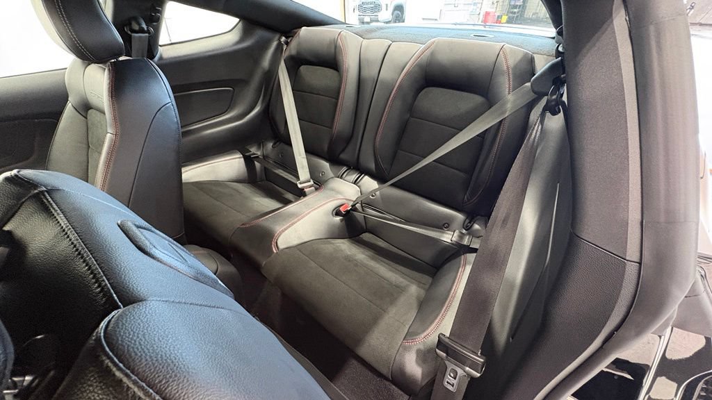 Used 2021 Ford Mustang GT Premium w/ Equipment Group 401A RWD image 13