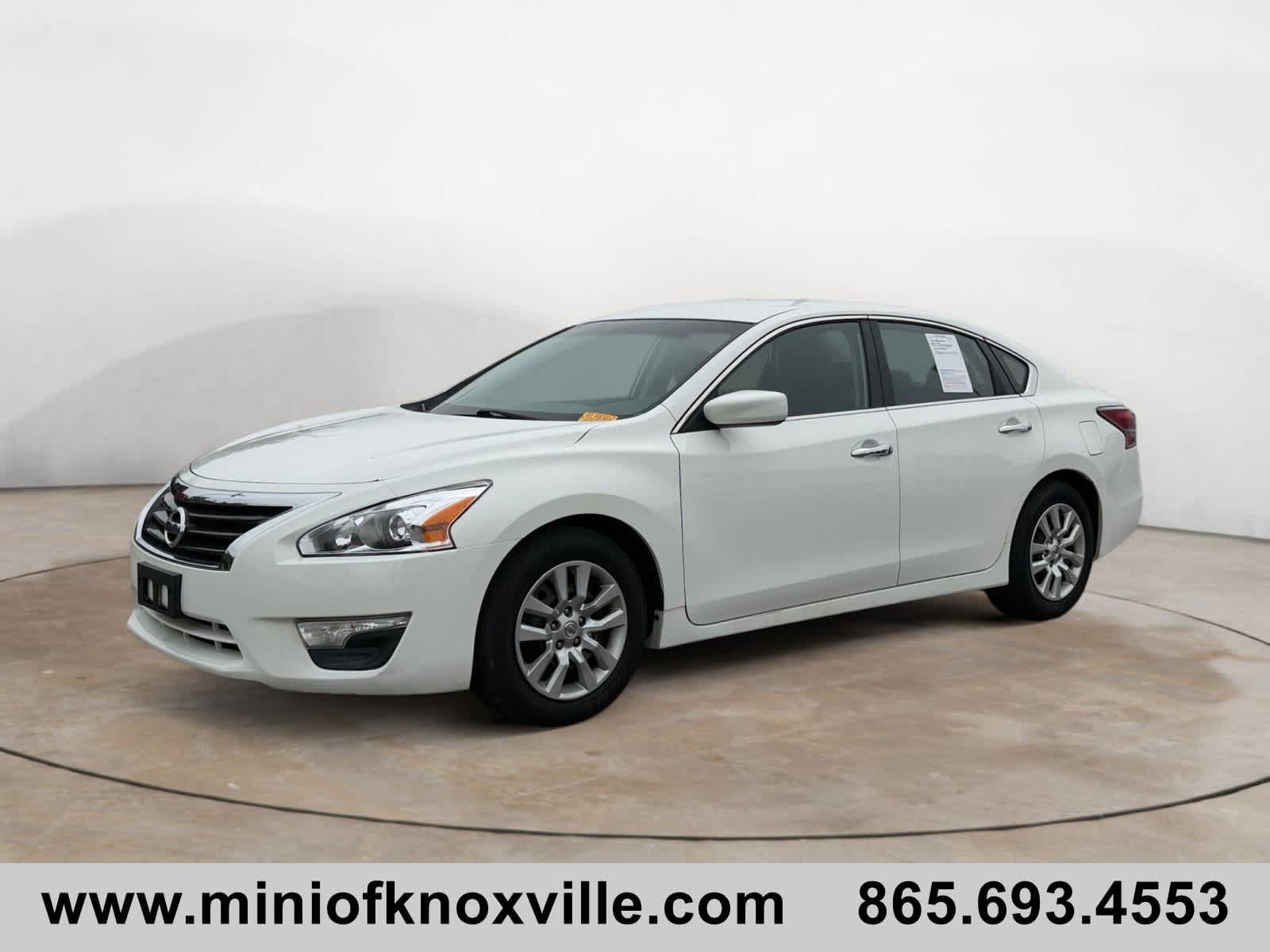 Used 2015 Nissan Altima 2.5 S w/ Power Driver Seat Package FWD image 7