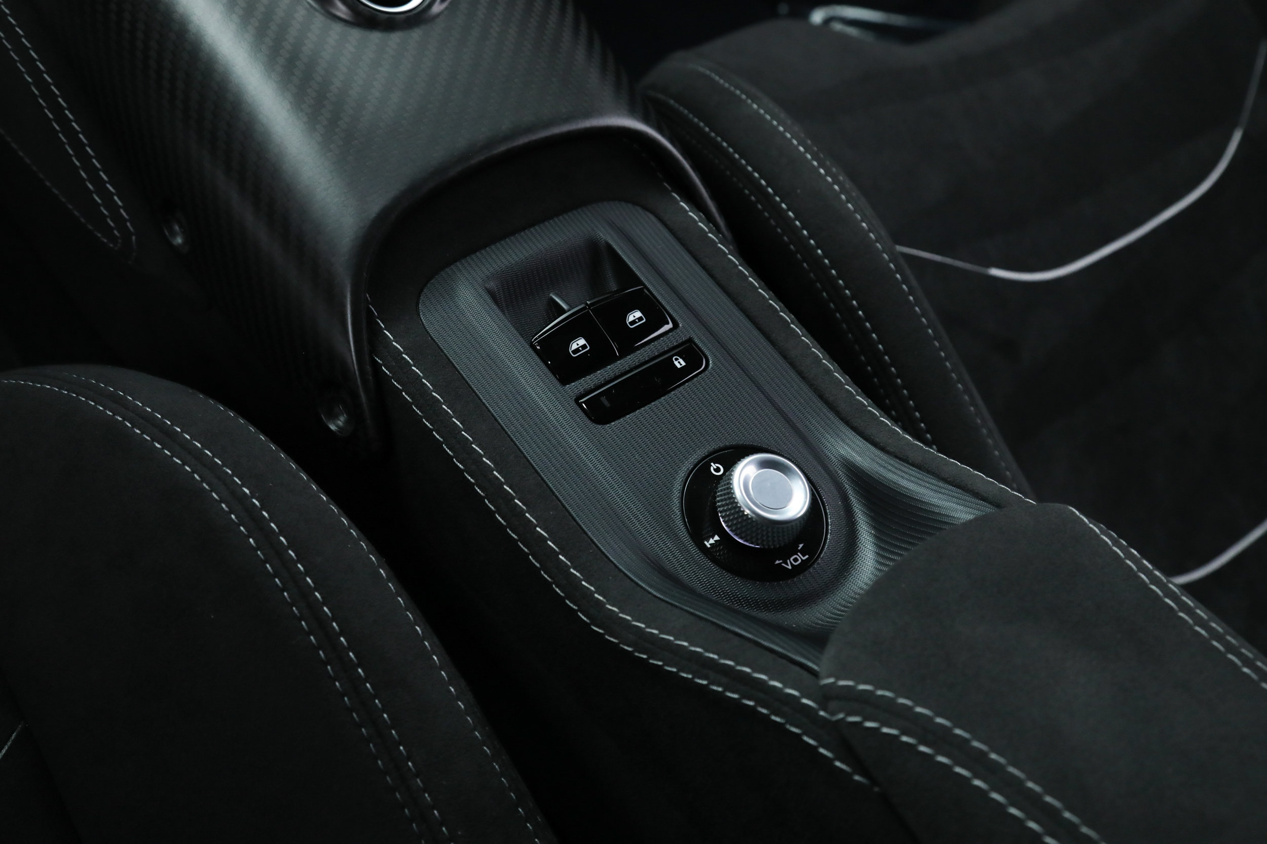 Used 2025 Maserati MC20 Coupe RWD image 48