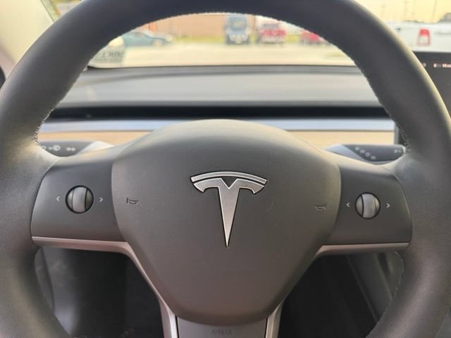 Used 2022 Tesla Model 3 Long Range AWD/4WD image 11