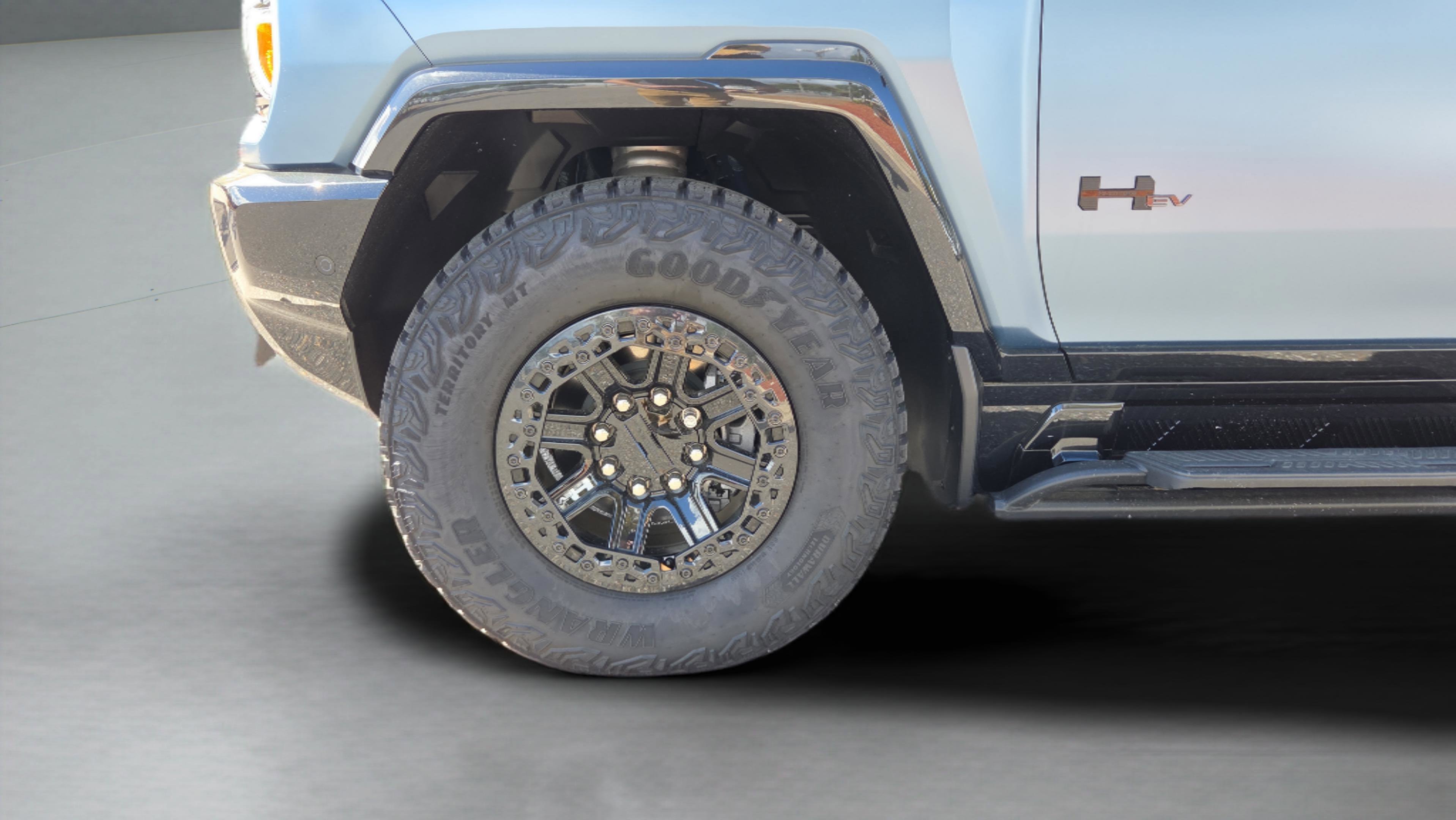 New 2024 GMC Hummer EV 3X w/ Omega Edition AWD/4WD image 11