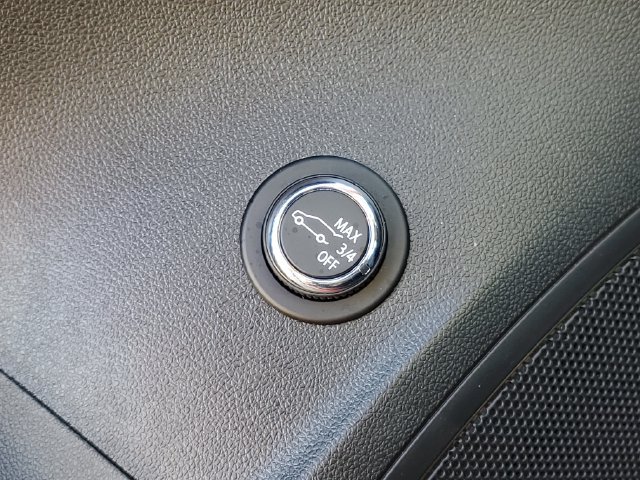 Certified 2023 Buick Envision Preferred FWD image 17