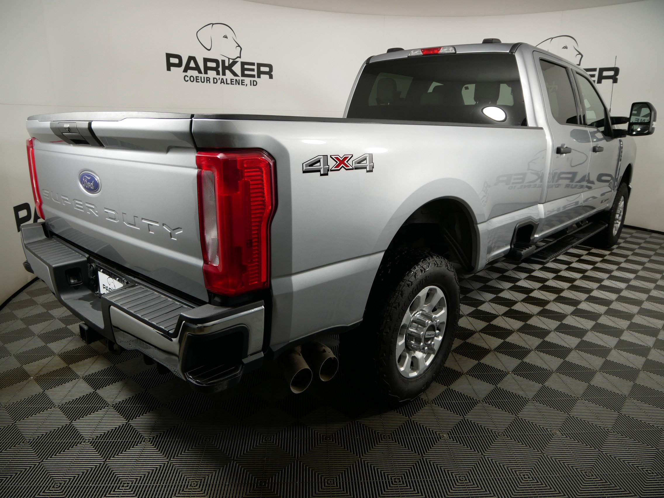 Used 2024 Ford F350 XLT AWD/4WD image 5