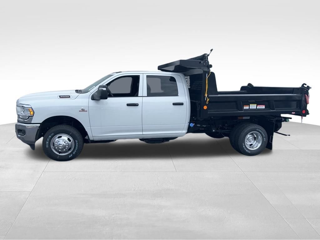 New 2024 RAM 3500 Tradesman w/ Chrome Appearance Group AWD/4WD image 3
