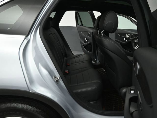 Used 2022 Mercedes-Benz GLC 300 4MATIC image 26