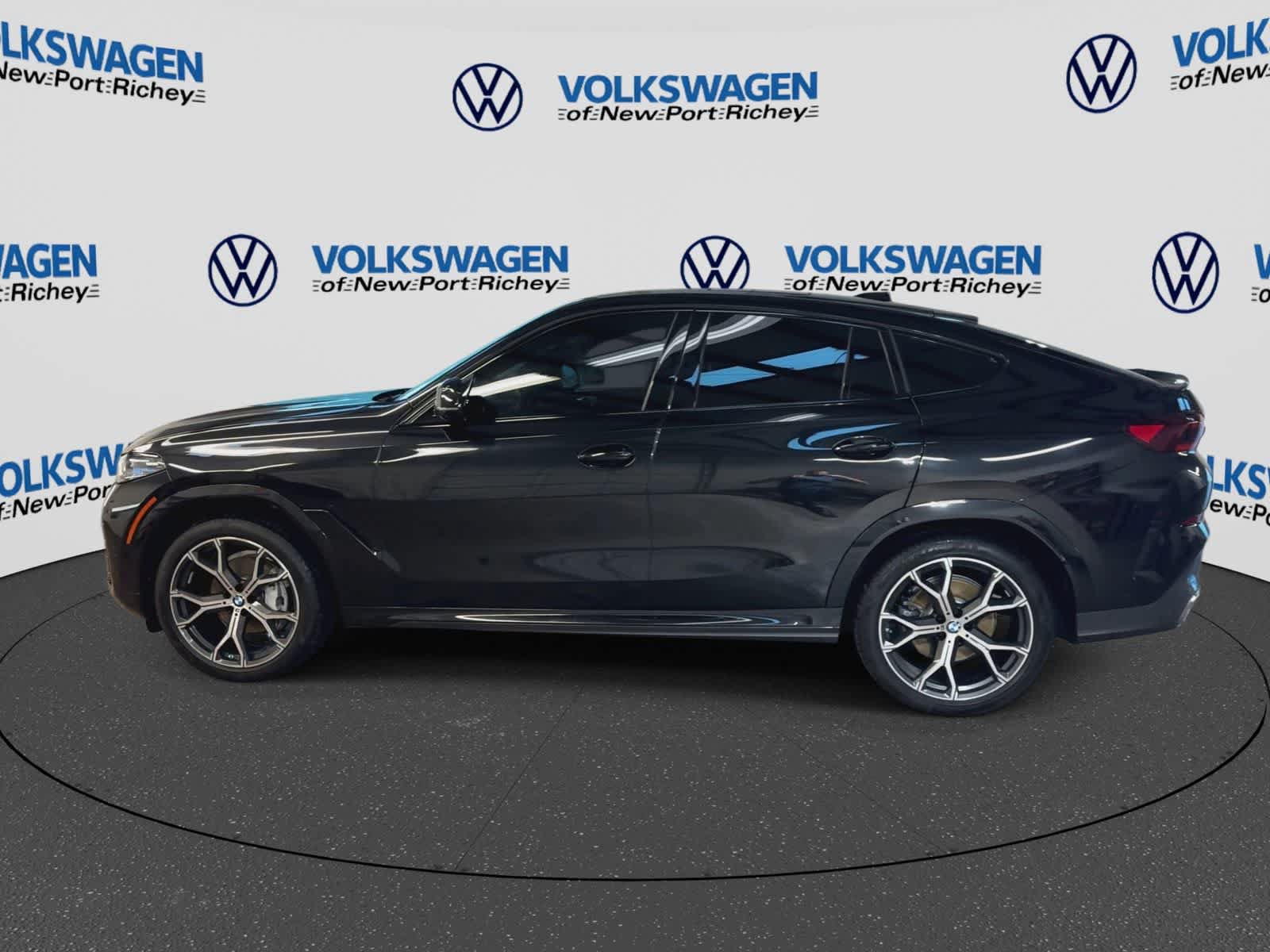 Used 2026 BMW X6 xDrive40i AWD/4WD image 5