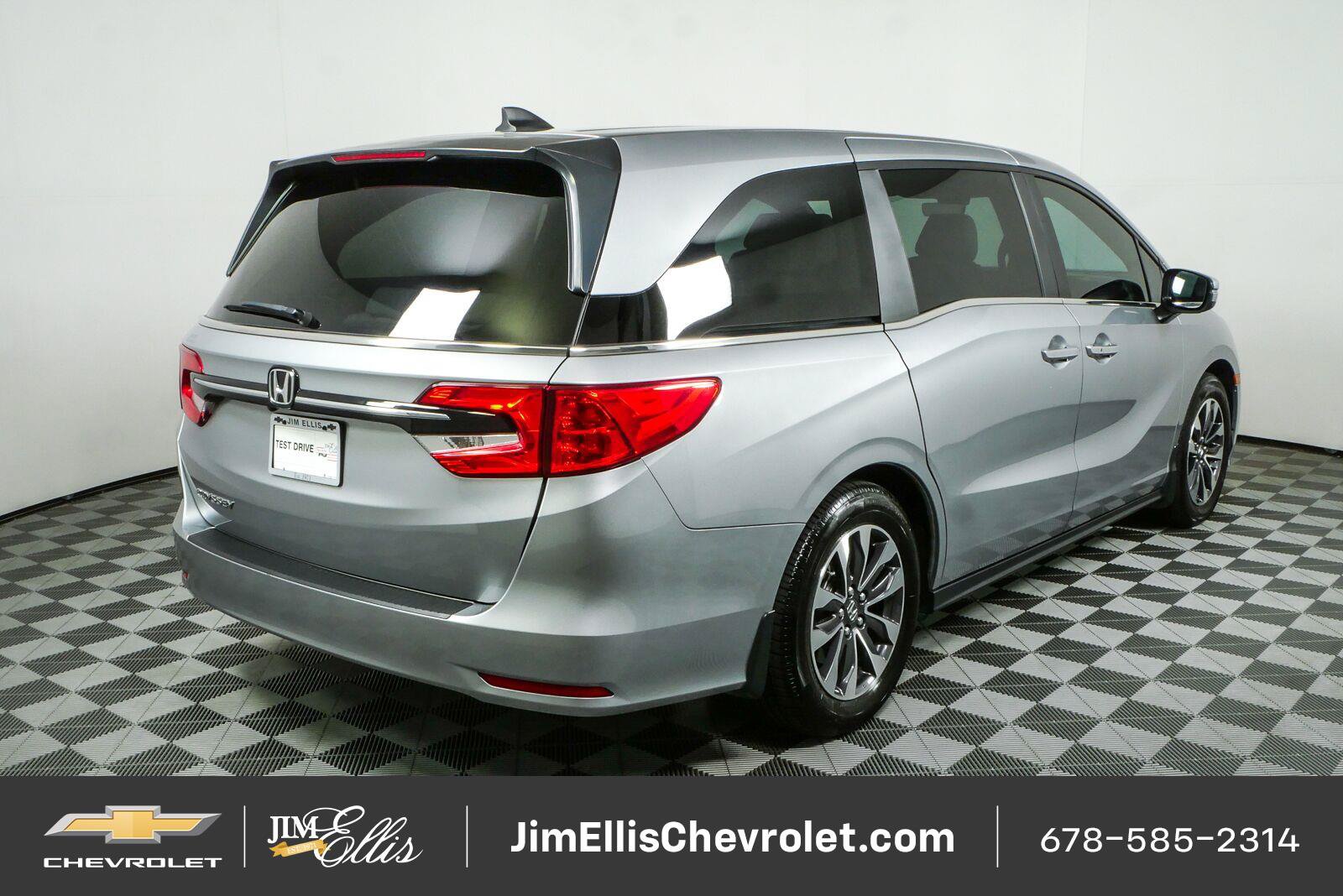 Used 2024 Honda Odyssey EX-L image 3