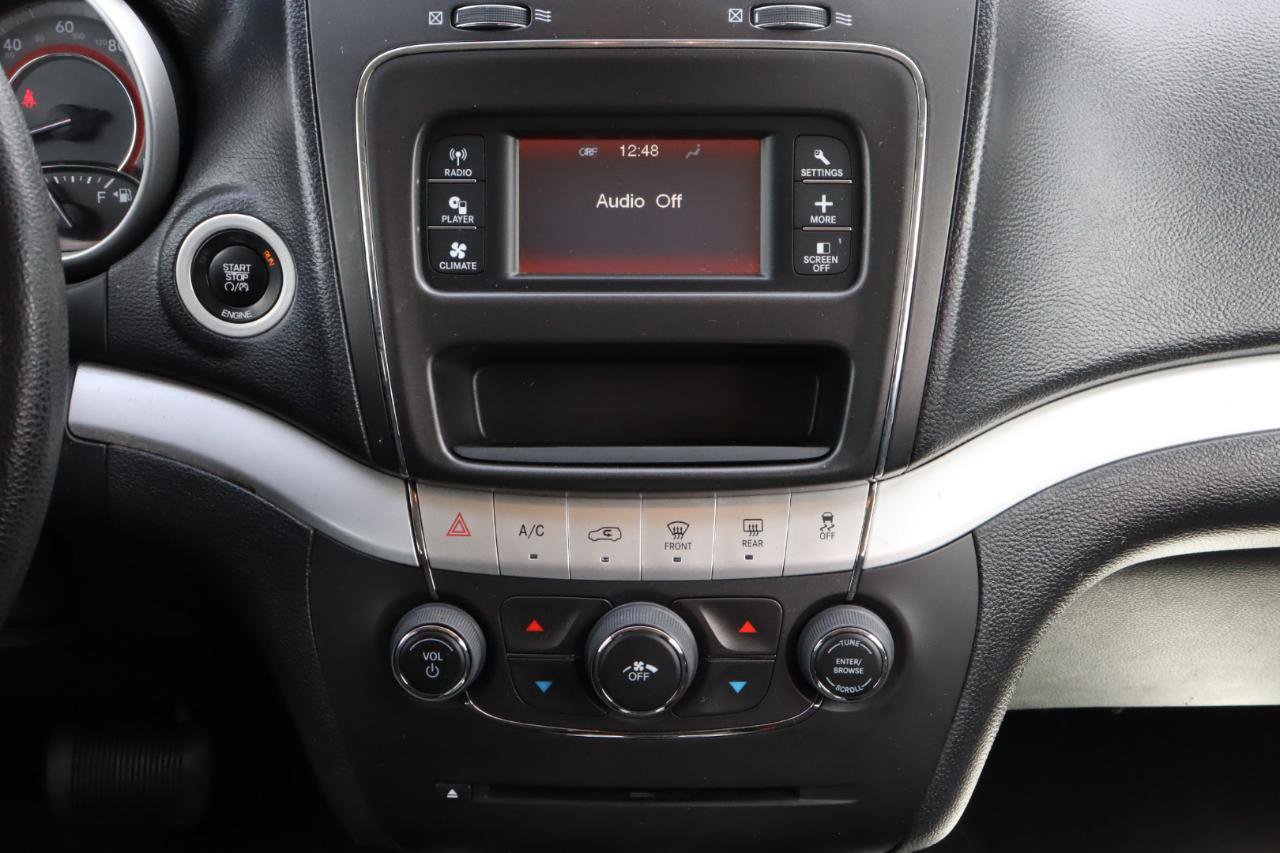 Used 2015 Dodge Journey SXT w/ Flexible Seating Group FWD image 10