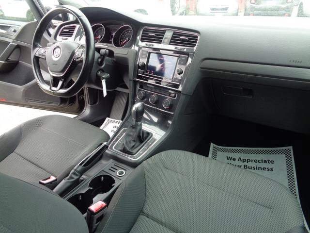 Used 2019 Volkswagen Golf S FWD image 17