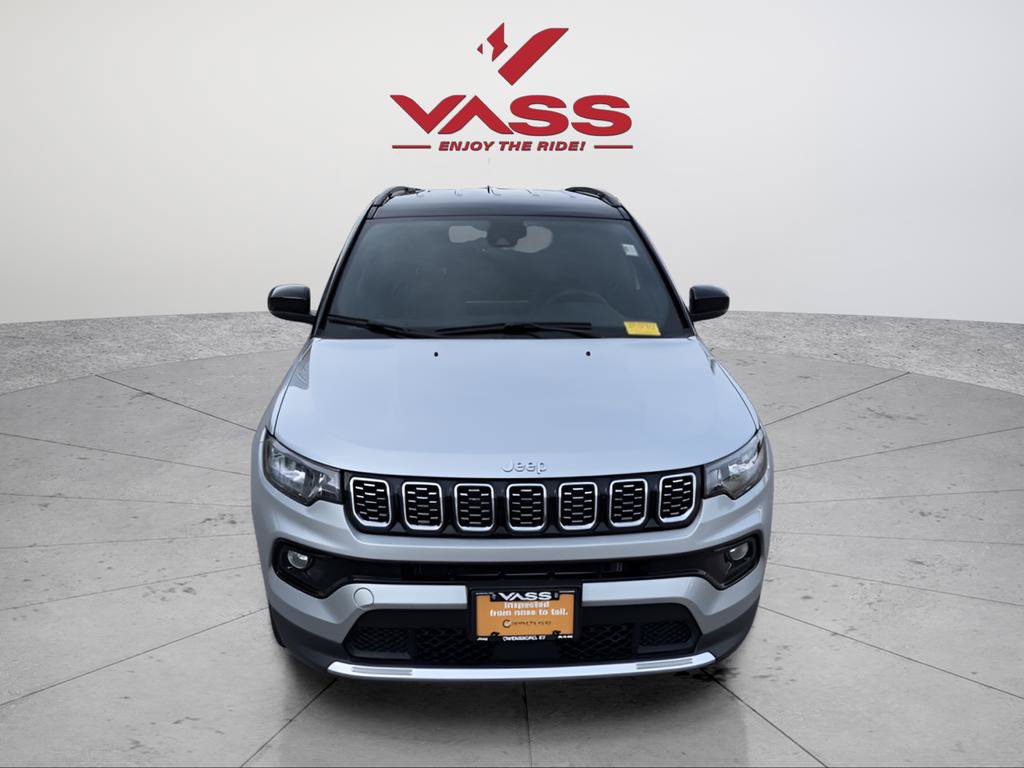 Used 2025 Jeep Compass Limited AWD/4WD image 8