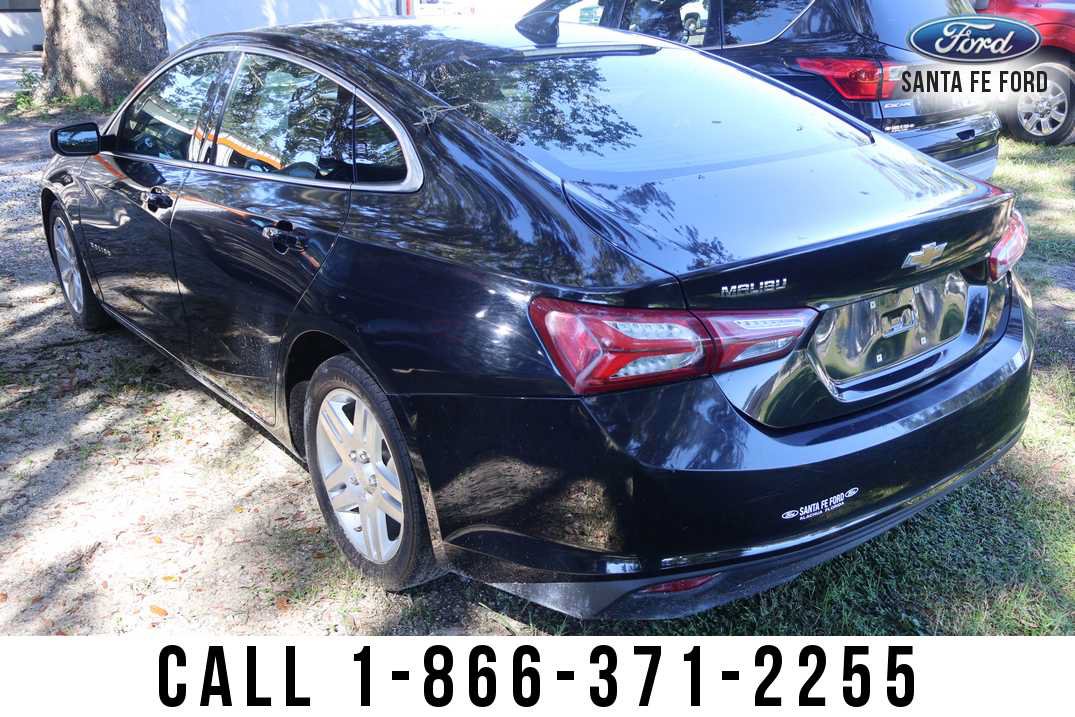 Used 2020 Chevrolet Malibu LT FWD image 3