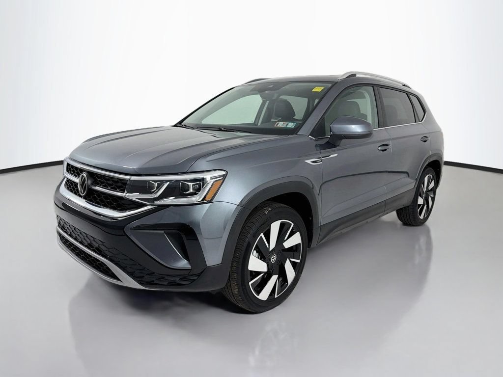 Used 2024 Volkswagen Taos SEL AWD/4WD image 3