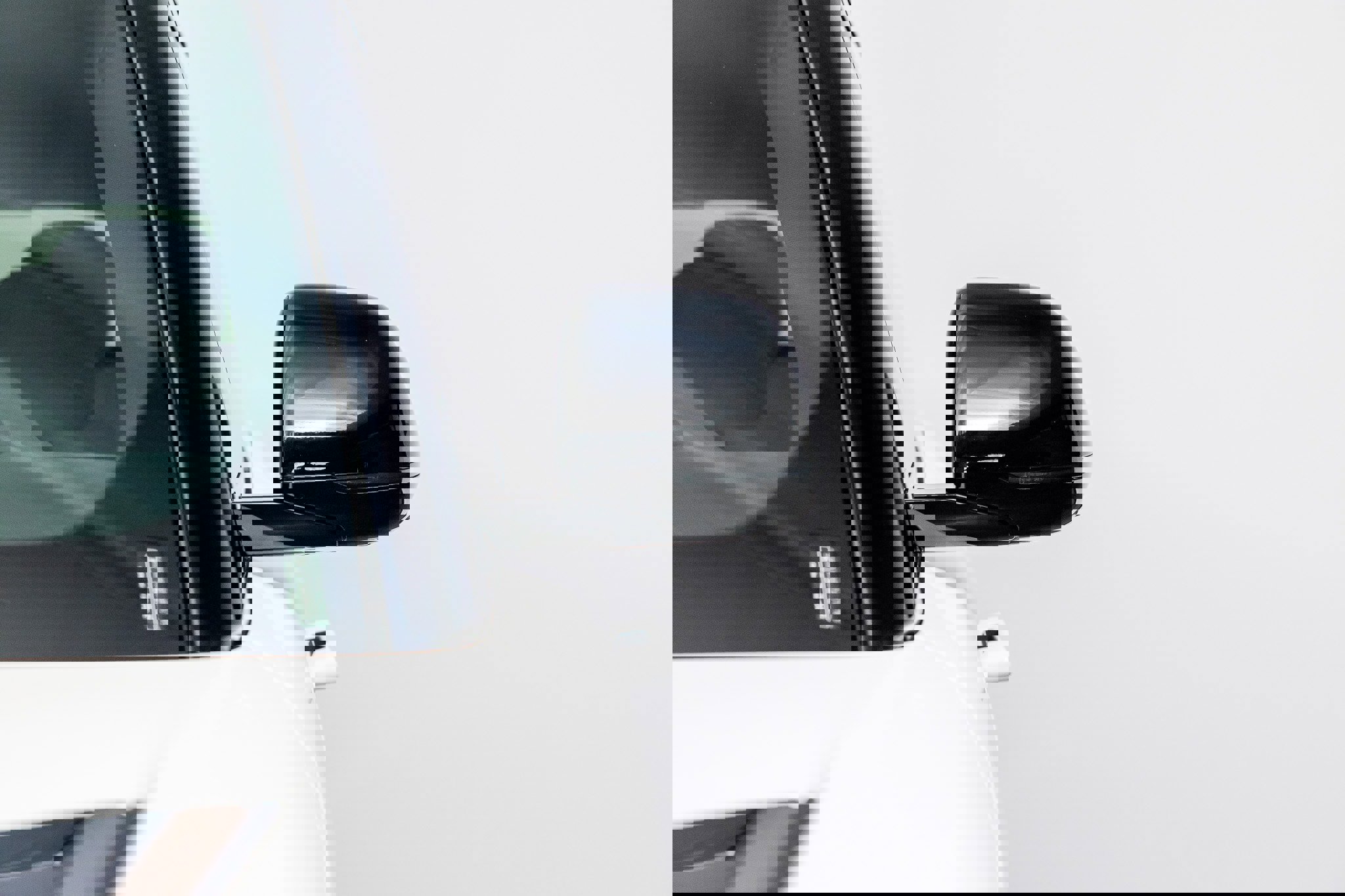 Used 2024 Land Rover Range Rover Sport Dynamic SE AWD/4WD image 9