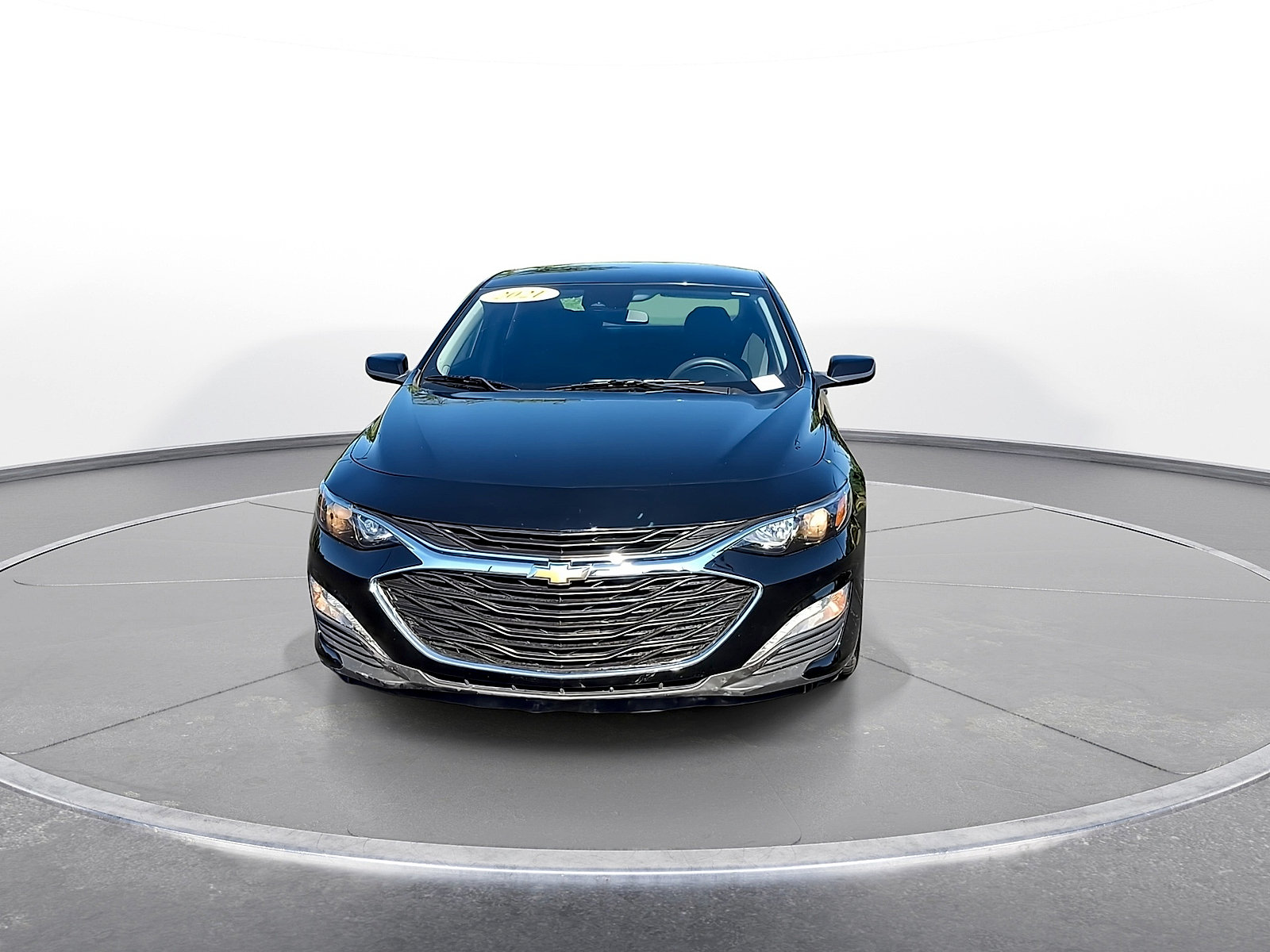 Used 2021 Chevrolet Malibu LT FWD image 3