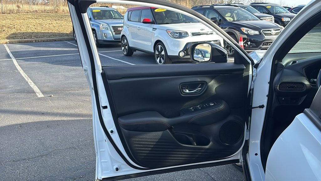 Certified 2023 Honda HR-V Sport image 11