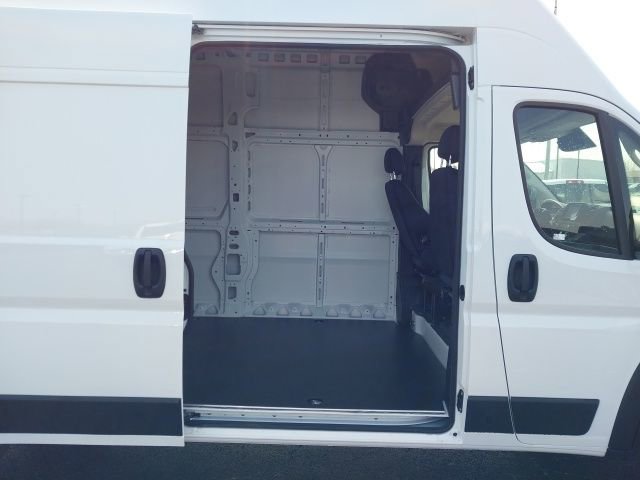 New 2025 RAM ProMaster 3500 w/ Convenience Group image 25