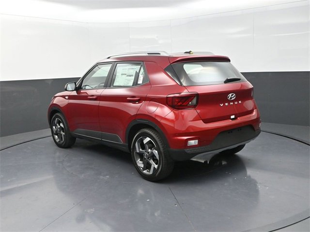 New 2025 Hyundai Venue Limited image 6