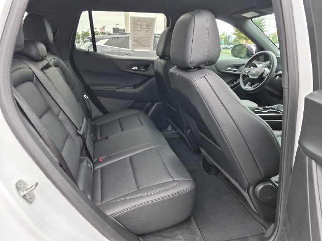 Used 2026 Chevrolet Equinox LT w/ Convenience Package II FWD image 23