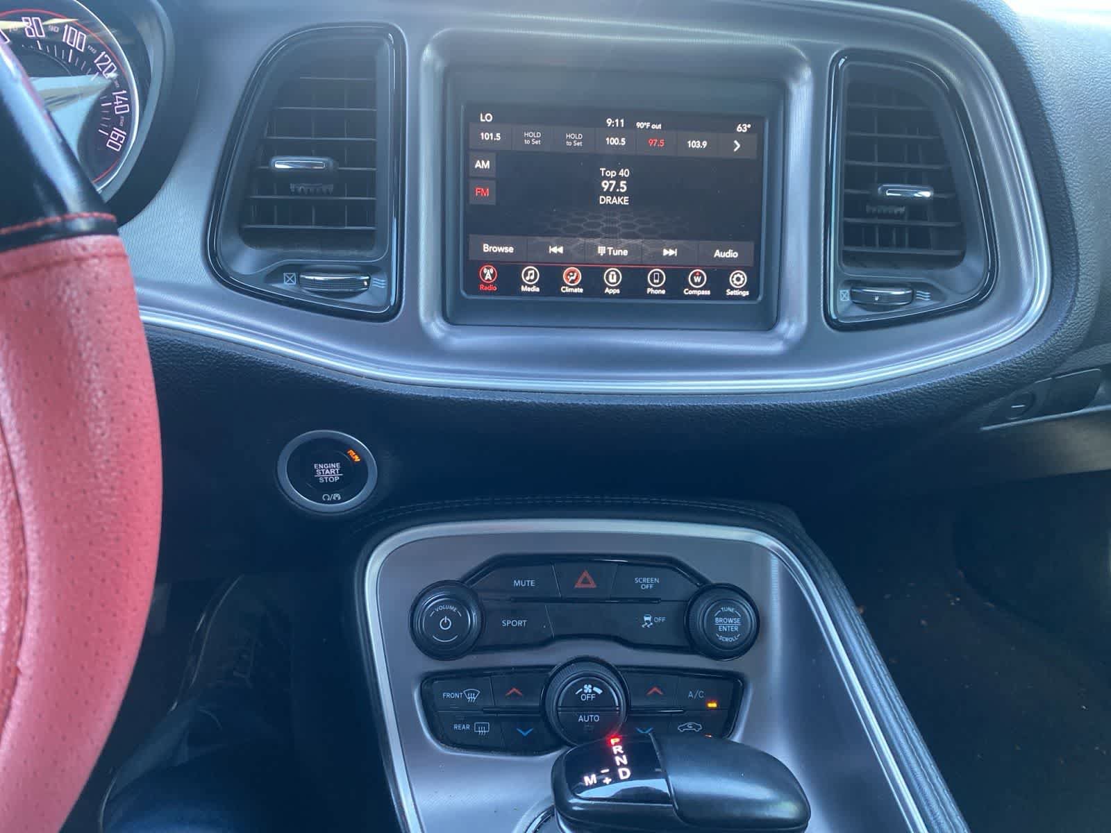 Used 2022 Dodge Challenger SXT RWD image 14