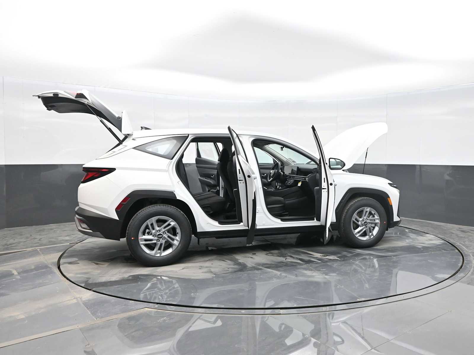 New 2026 Hyundai Tucson SE image 31